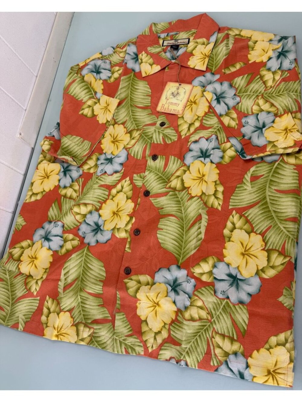 New Tommy Bahama Hawaiian Shirt Mens XL 100% Silk Colorful Camp Floral Aloha NWT